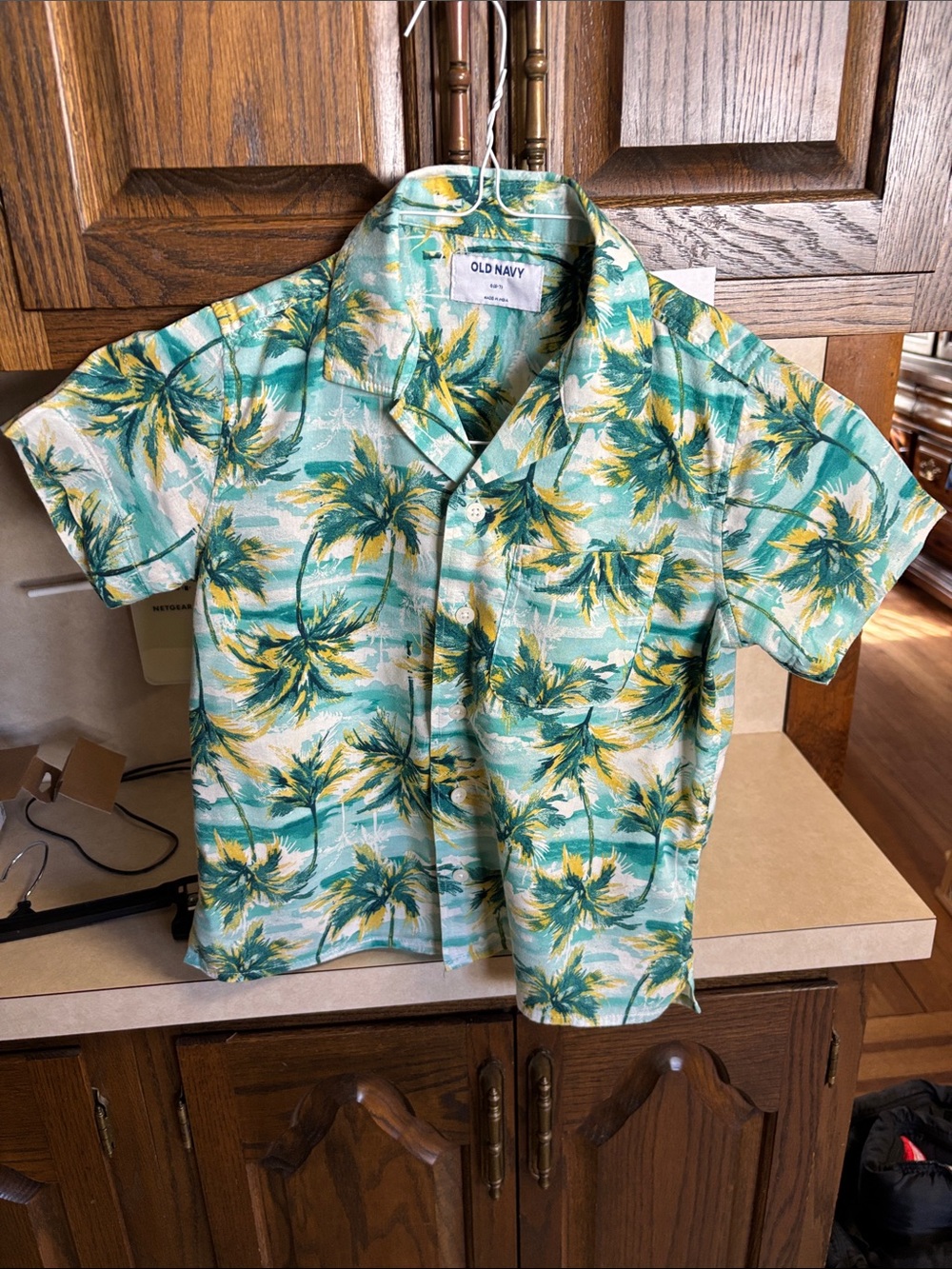Old Navy Green and Yellow Palm Tree Print Button-Down Shirt